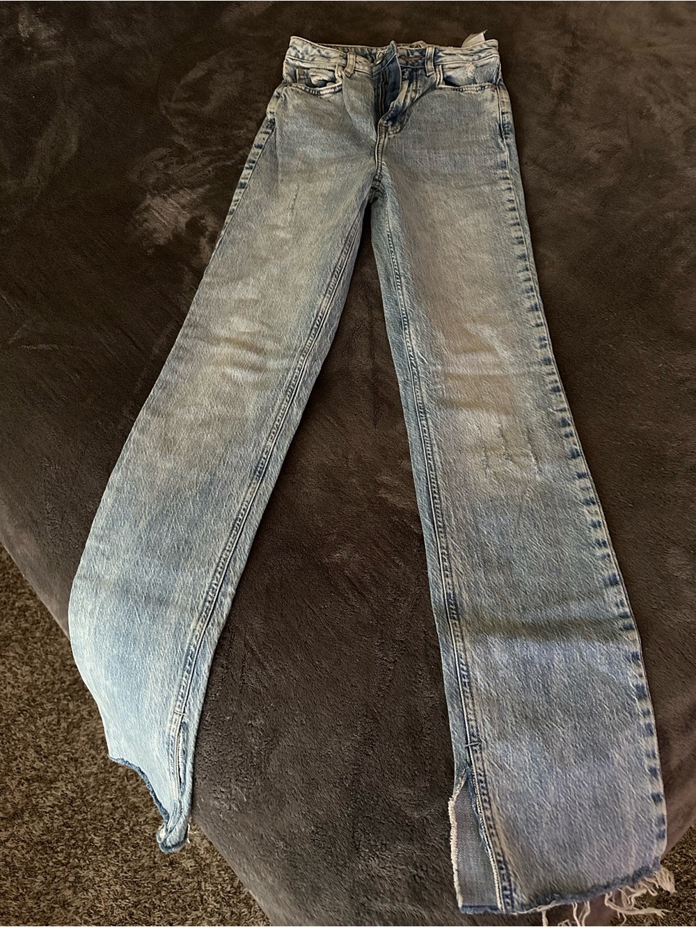 Zara Light Blue Denim Jeans - Classic Straight Fit